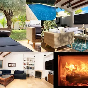 Сasa de vacaciones Casa Chillout A 6km De Sevilla Piscina Comunitaria, Valencina de la Concepción